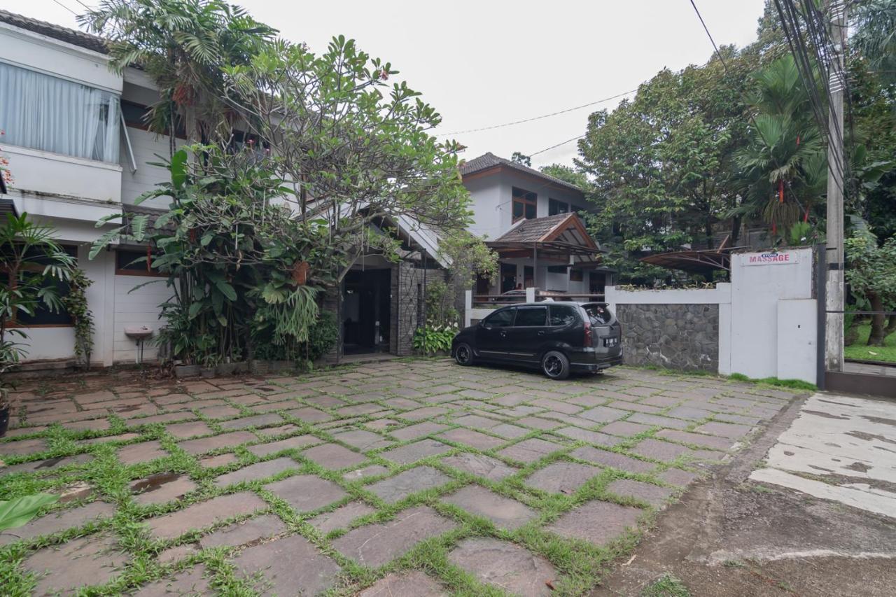 Imelda Residence Setrasari Redpartner Bandung Luaran gambar