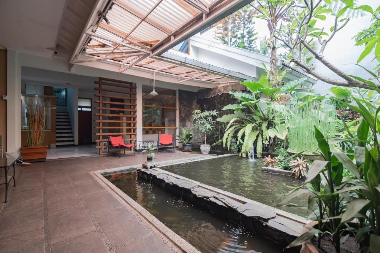 Imelda Residence Setrasari Redpartner Bandung Luaran gambar